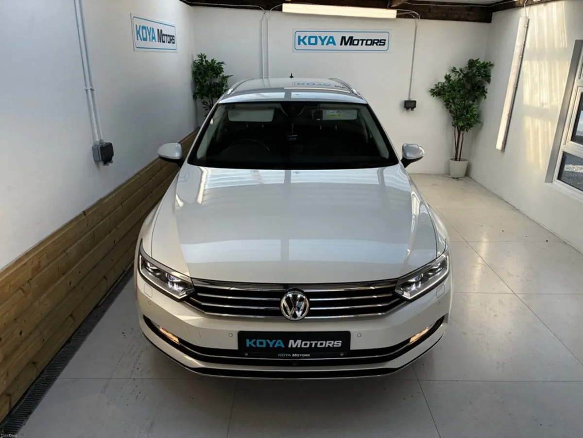 Volkswagen Passat 2.0 TDI HIGHLINE PREMIUM PLUS 19 - Image 4