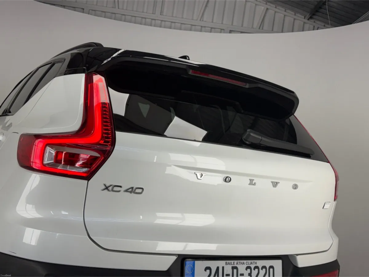 Volvo XC40 Rchrg Core EXT*FRONT HEATED SEATS*MULTI - Image 6