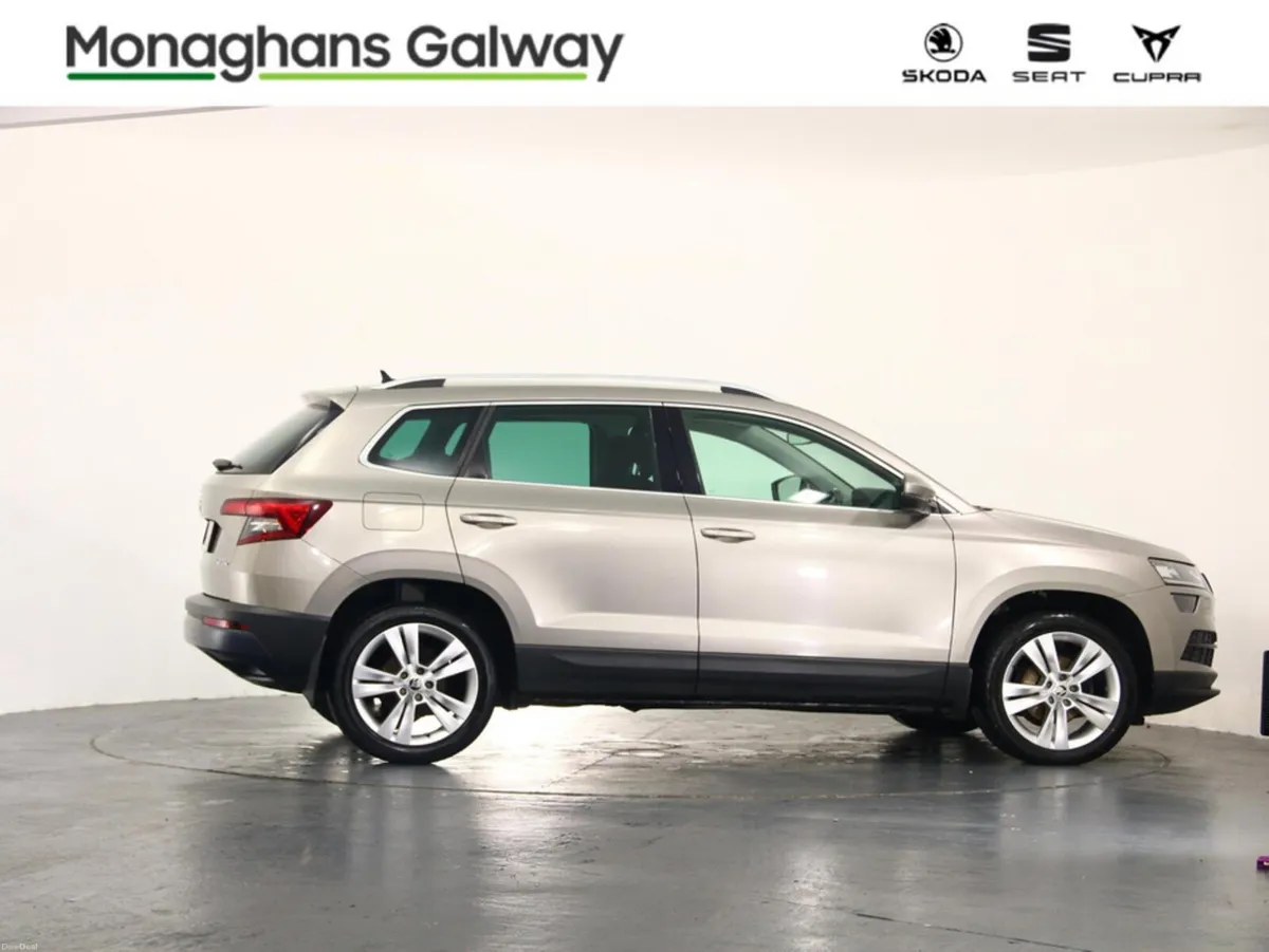 Skoda Karoq STYLE 1.6TDI 115HP AUTO *TOP SPEC* - Image 2