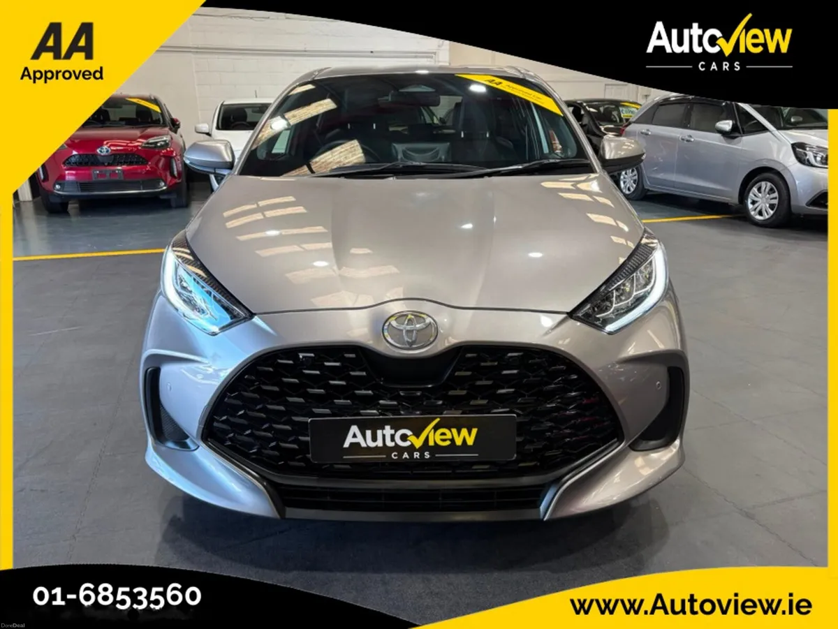 Toyota Yaris 1.5 Self-Charging Hybrid Automatic. A - Image 3
