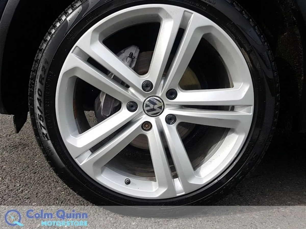 Volkswagen Touareg 3.0TDI V6 - 262BHP - DSG - 4Mot - Image 5
