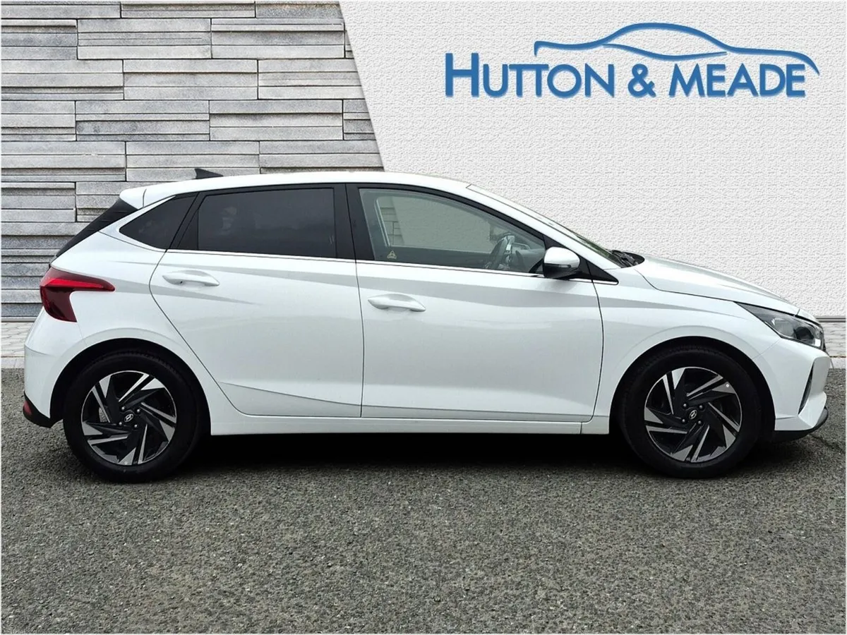 Hyundai i20 Delux Plus 1.2 Petrol 5dr - Image 6