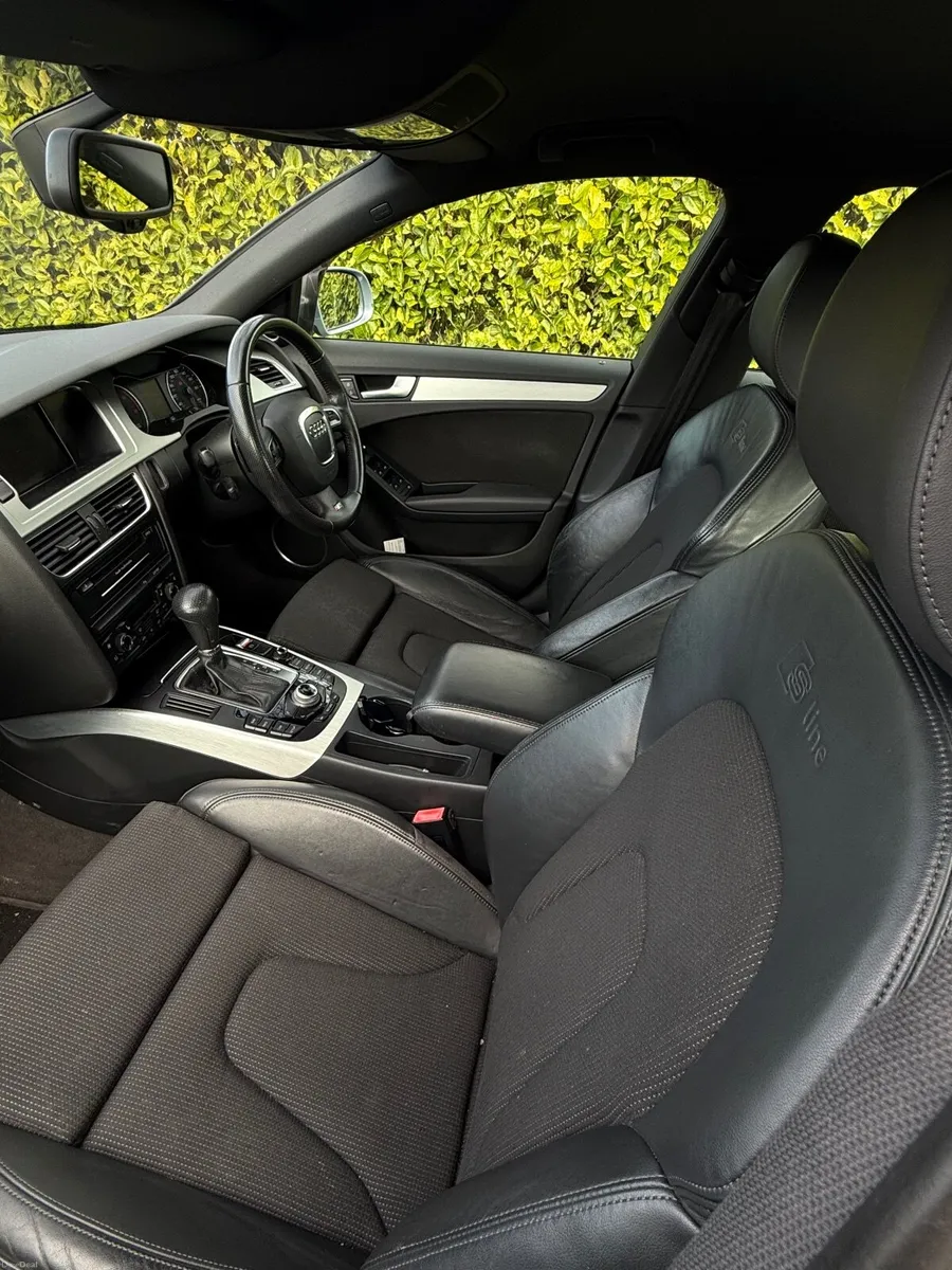 Audi A4 2010 - Image 1