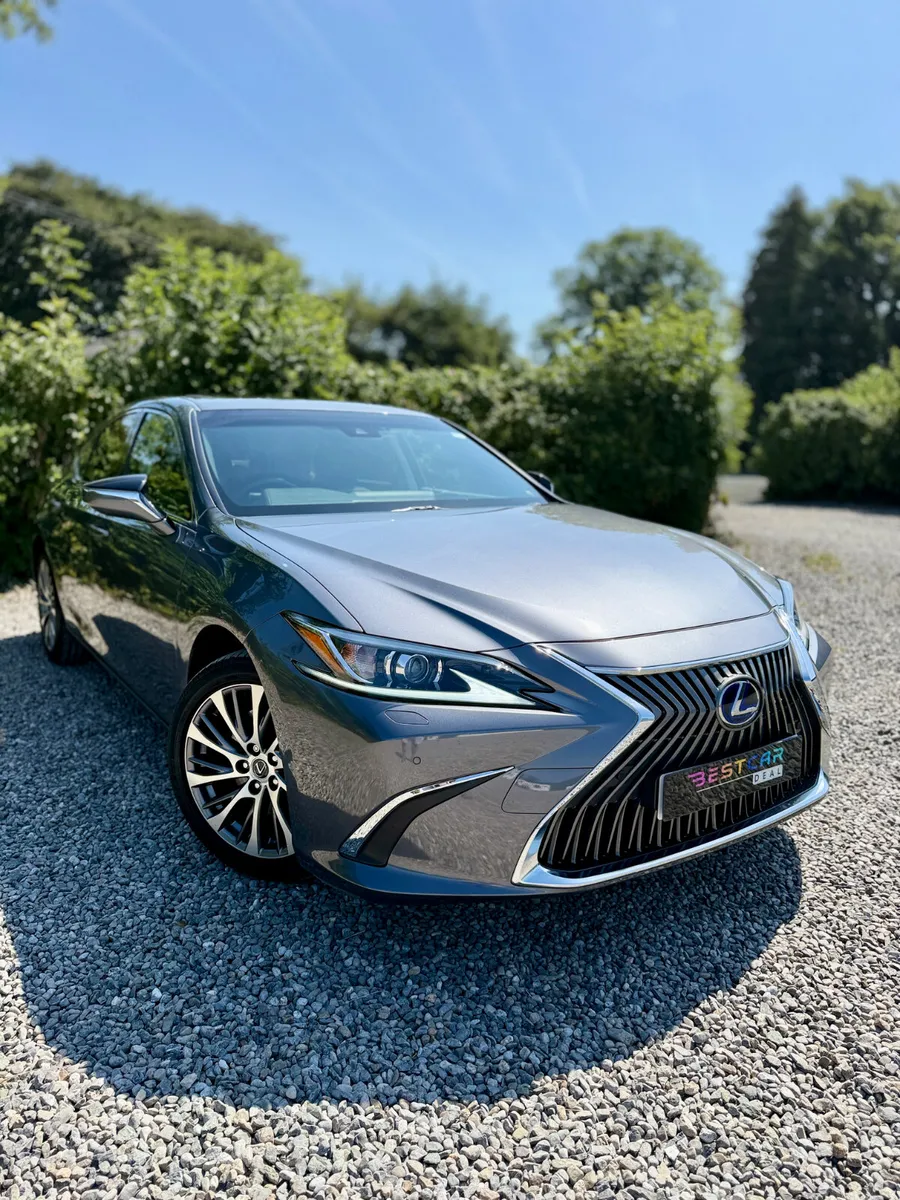 2021 Lexus ES 300h 2.5 Hybrid Automatic - Image 1