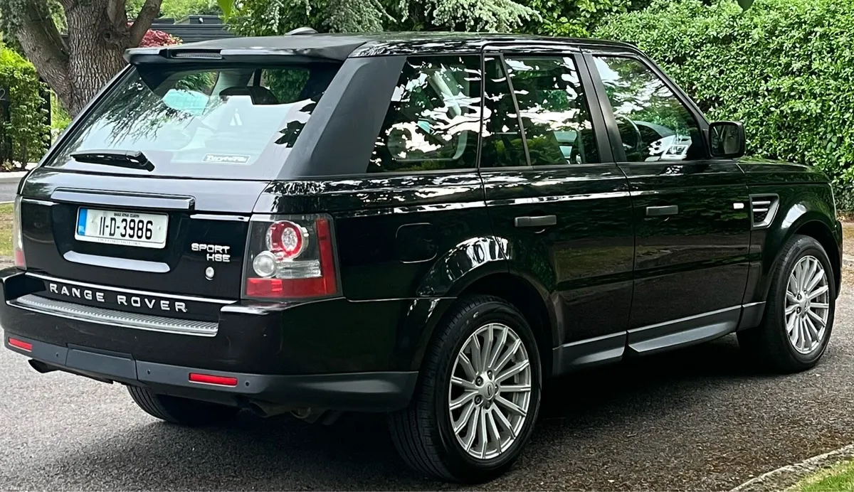 Range Rover Sport HSE 3.0 - Image 2