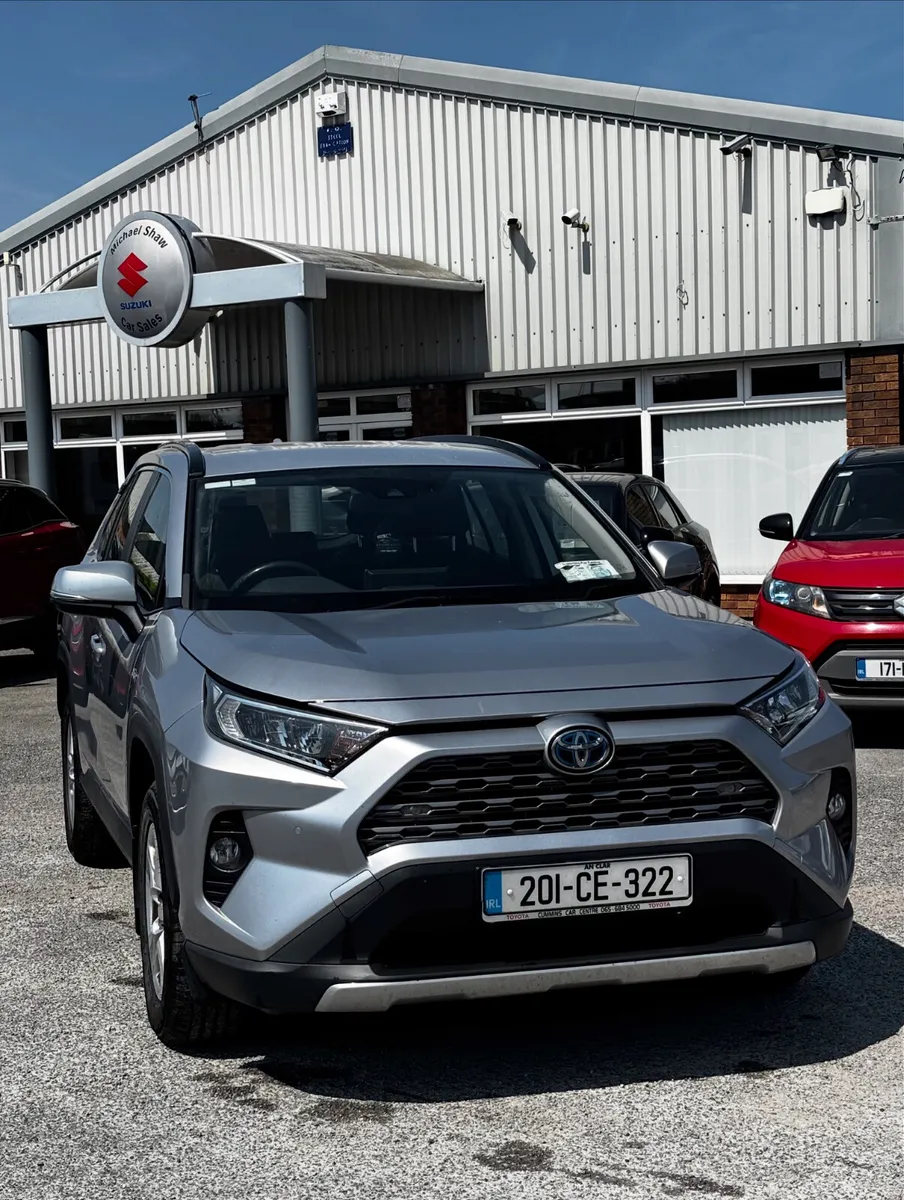 201 Toyota RAV4 2.5 Hybrid - Image 1