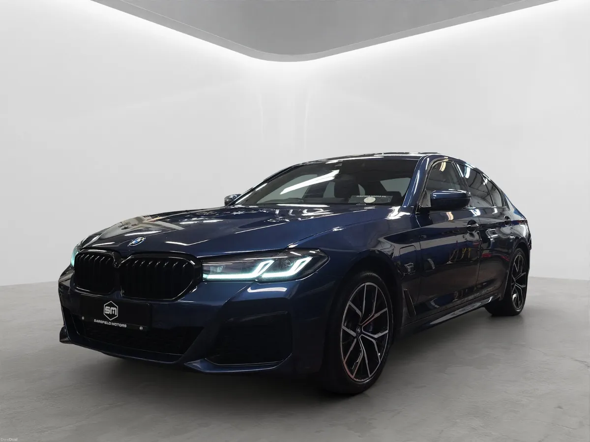 2023 BMW 530E M-SPORT - Image 3