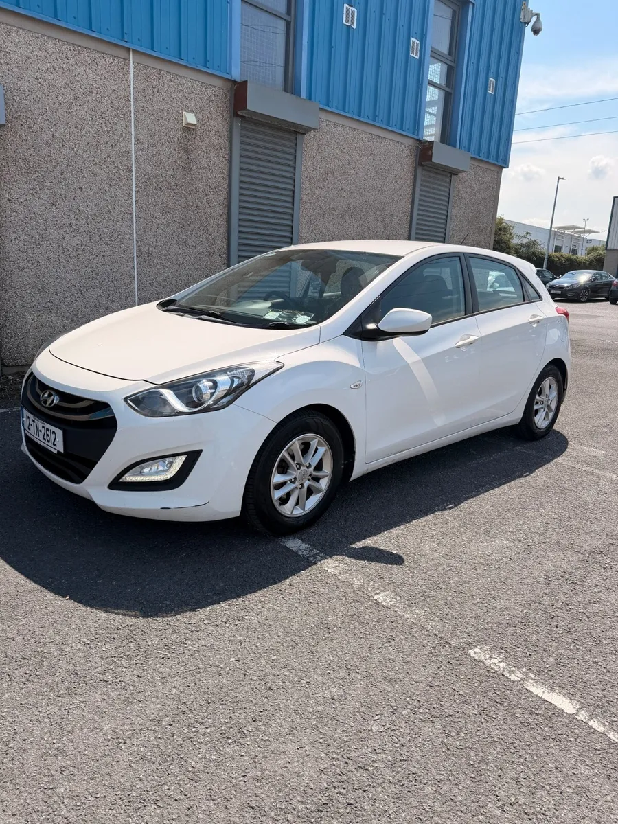 Hyundai i30: Full NCT + Tax 2027 / Service history - Image 1