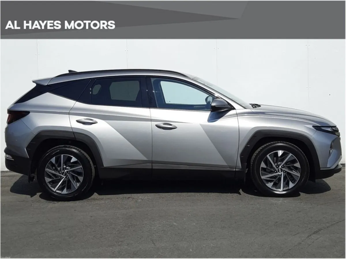 Hyundai Tucson 2WD Executive *NCT 1/27* - Image 6
