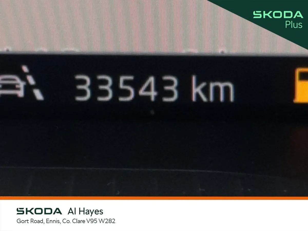 Skoda Karoq **FULL LEATHER**AUTOMATIC**SEL PLUS  2 - Image 5