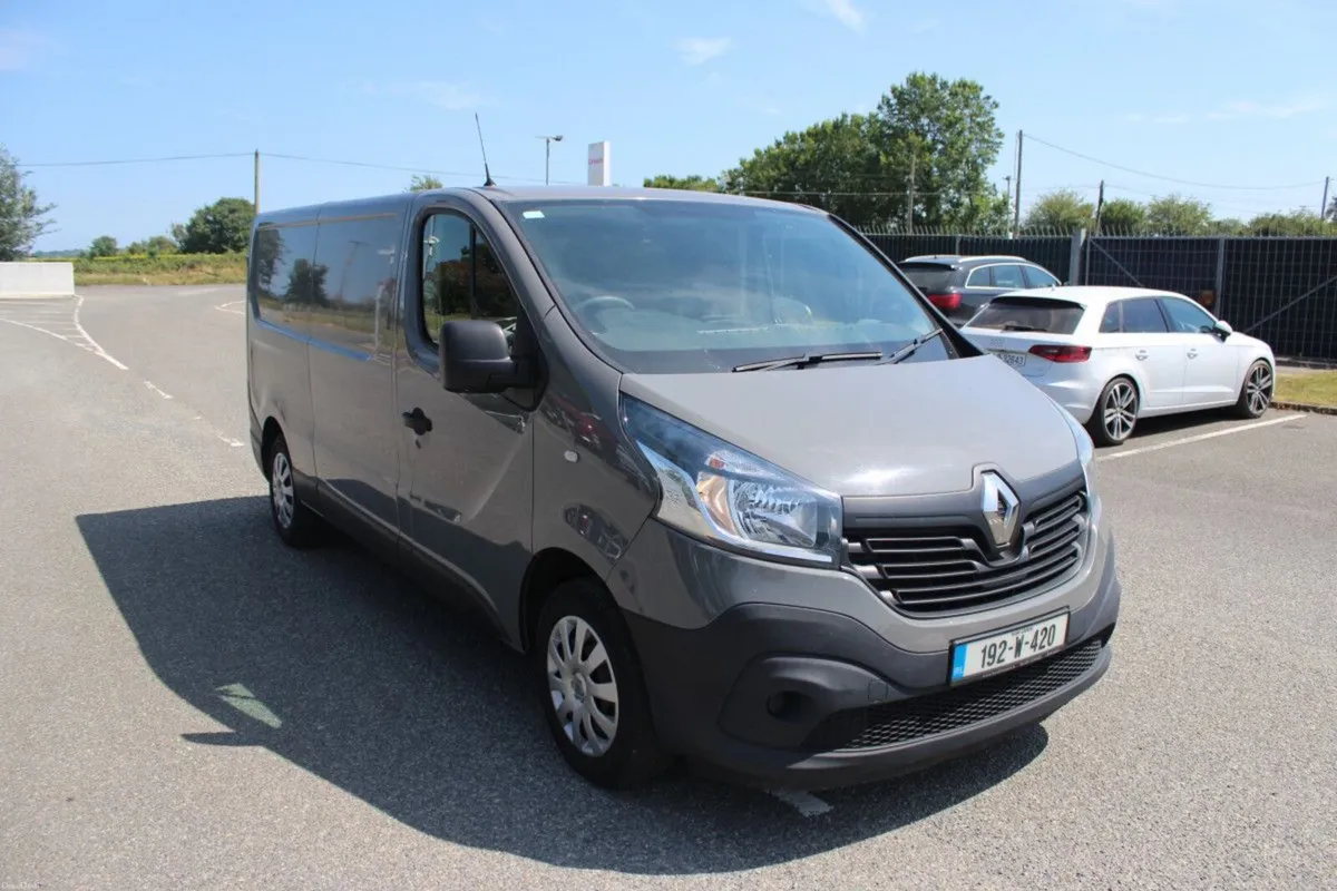 Renault Trafic TRAFIC LL29 ENERGY DCI 125 BUS(ALL - Image 1