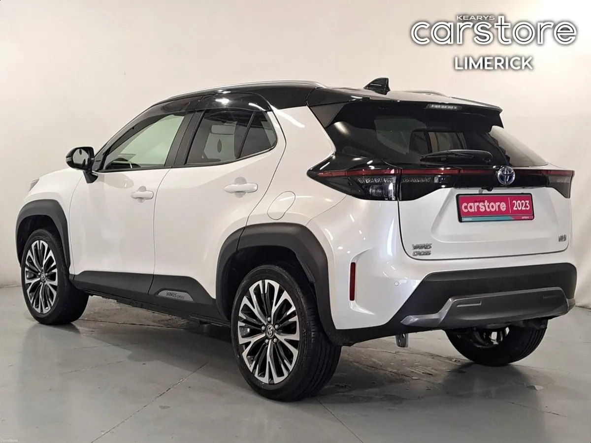 Toyota Yaris Cross 1.5 HYBRID - Image 5