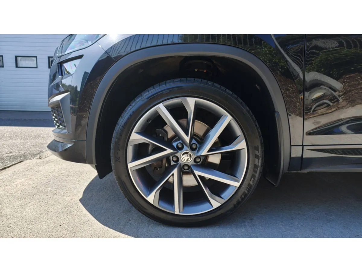 Skoda Kodiaq 7 SEATER SPORTLINE 2.0tdi 150HP DSG 5 - Image 4