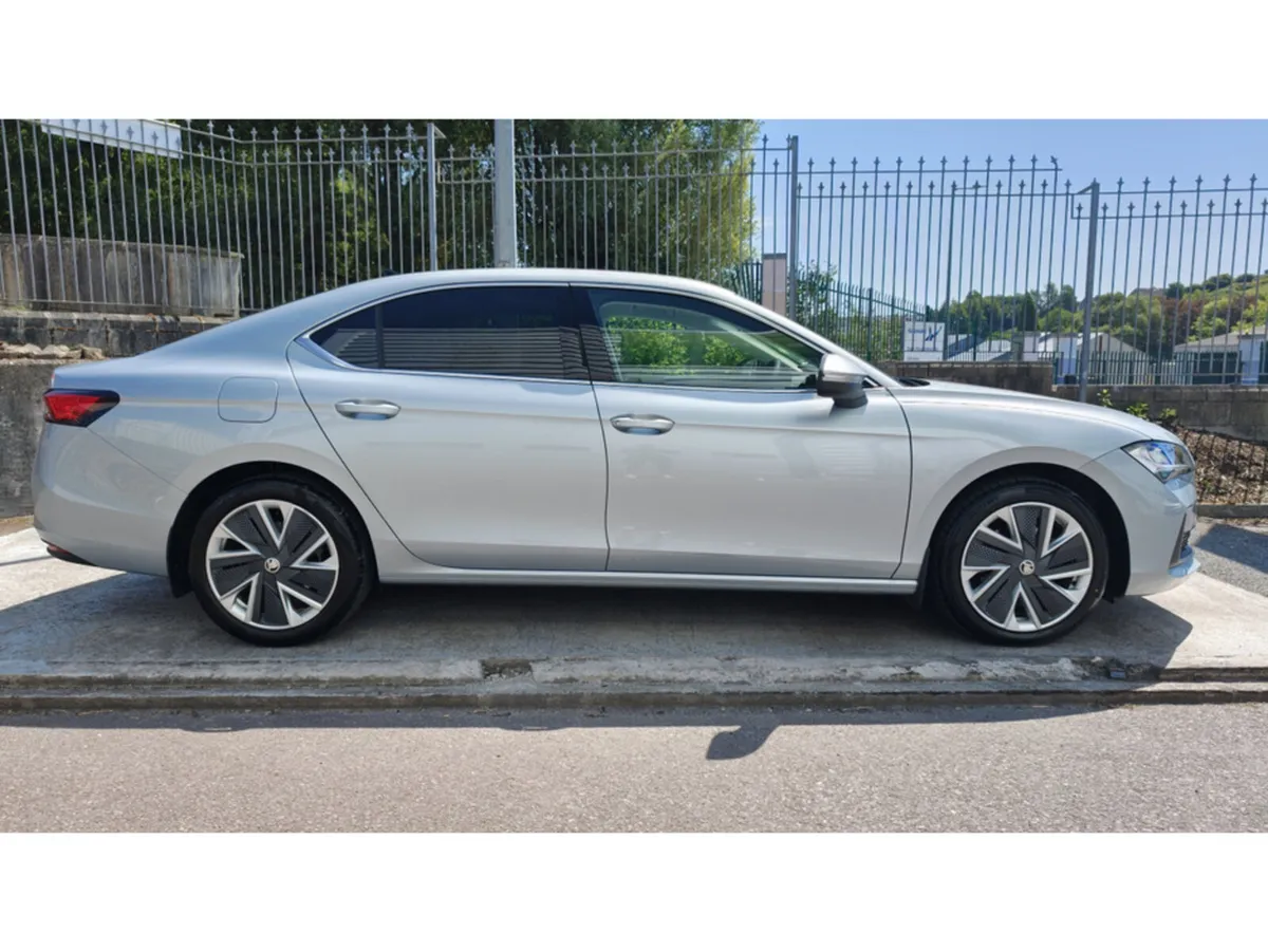 Skoda Superb SELECTION- NEW MODEL 2.0 TDI 150HP DS - Image 1