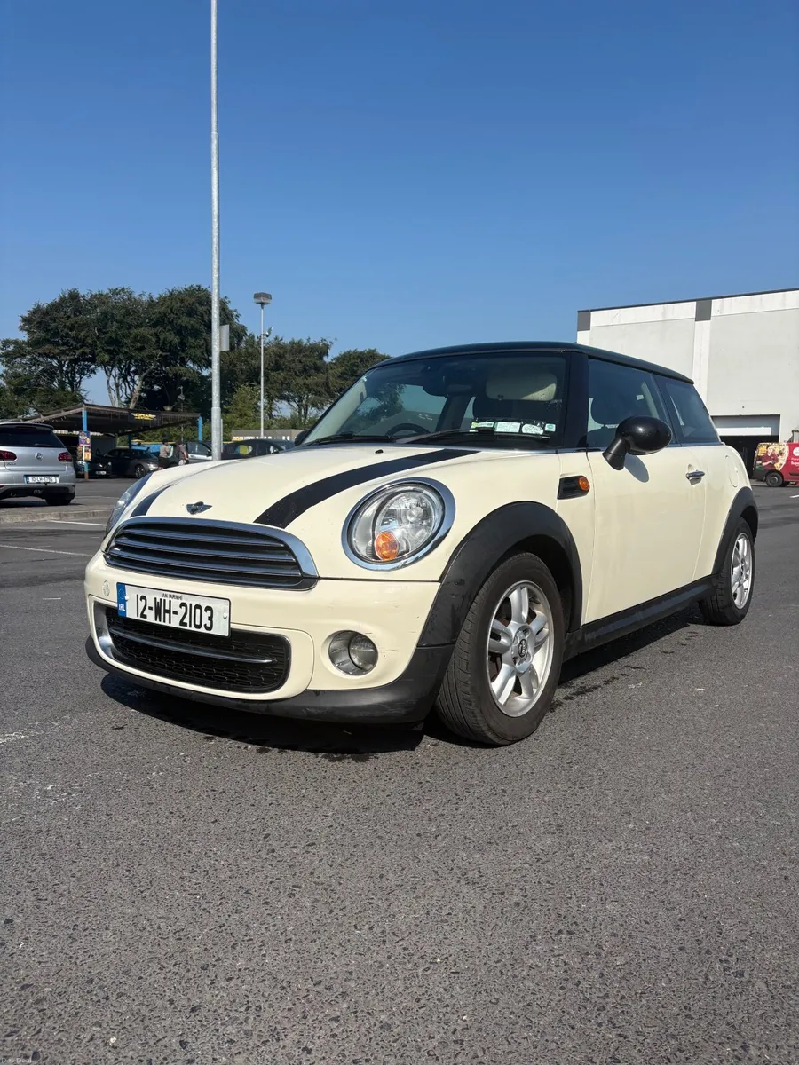 Mini Cooper 2012 - Image 1