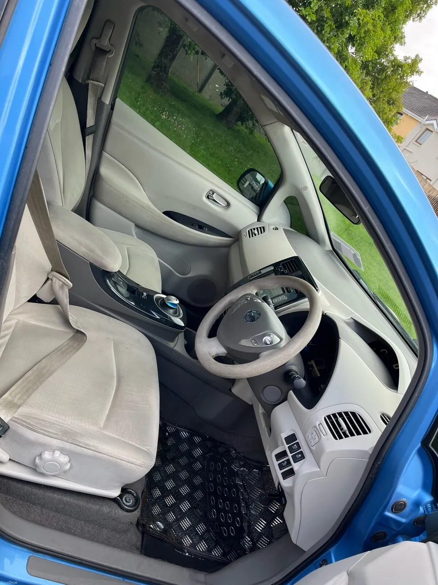 Nissan leaf electric - Image 3