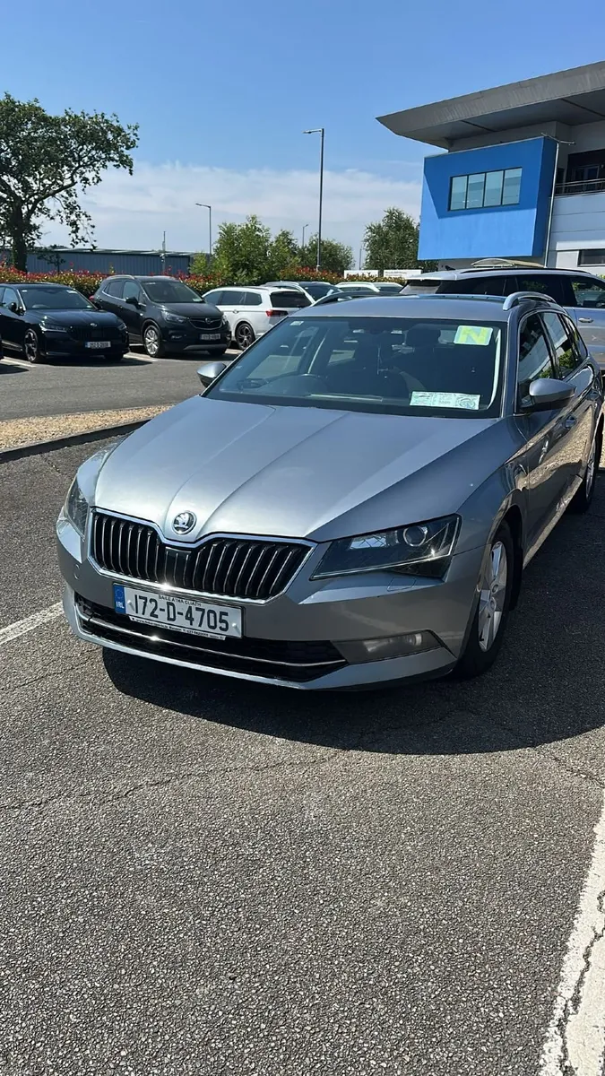 Skoda Superb 2017 - Image 1