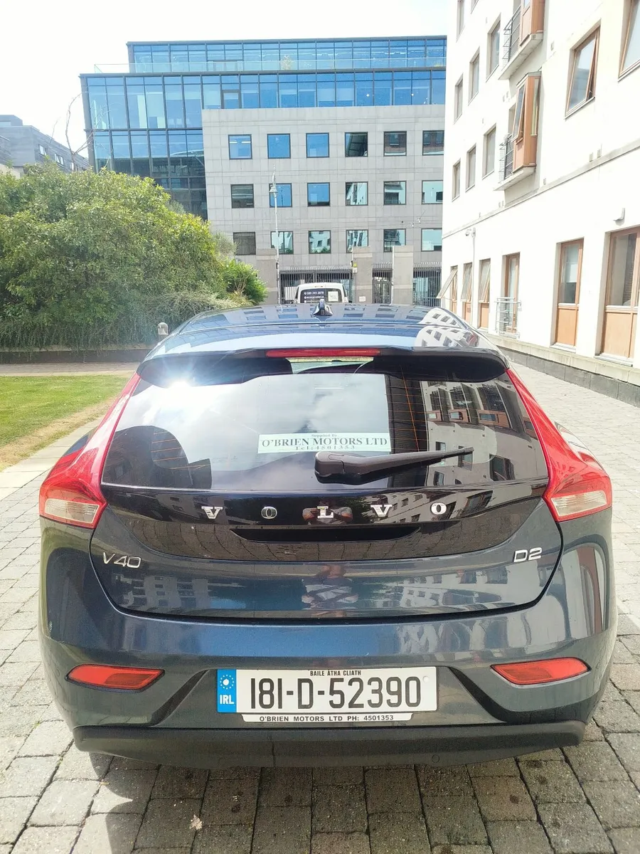 Volvo V40 2018 - Freshly NCT'ed. Car Tax 190 PA - Image 4