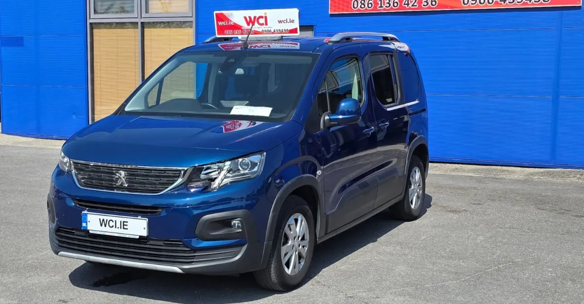 Wheelchair Accessible Peugeot Rifter 2021 - Image 3