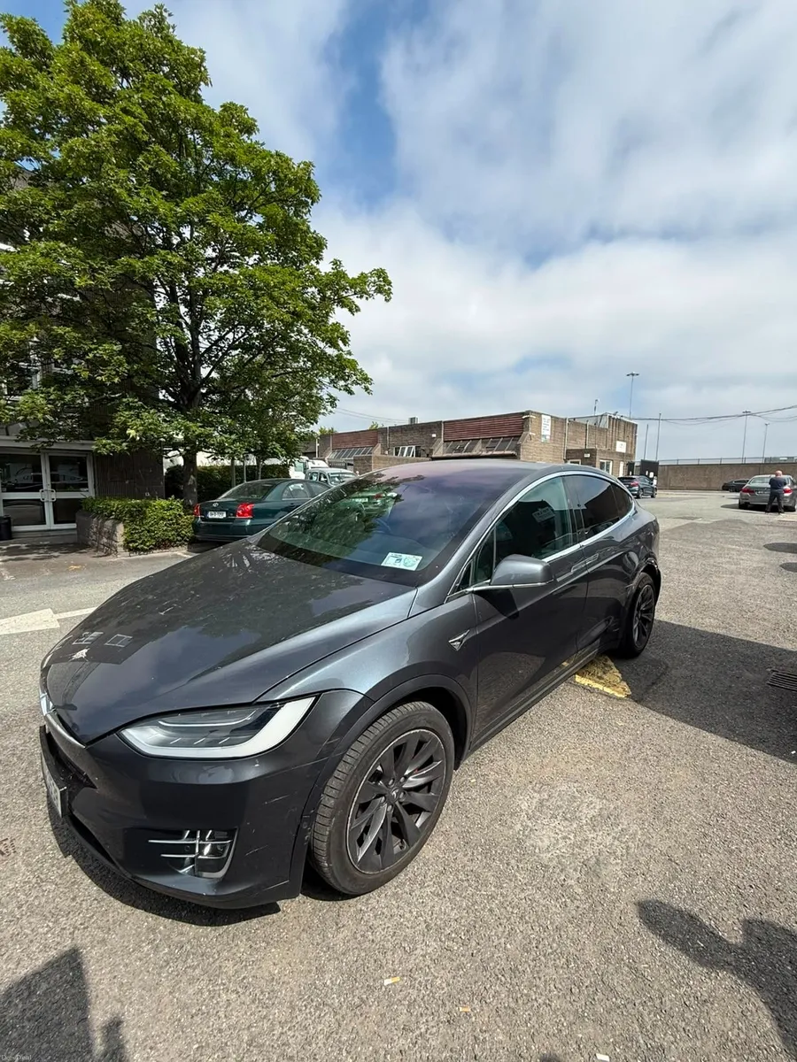 Tesla Model X 2020 - Image 1