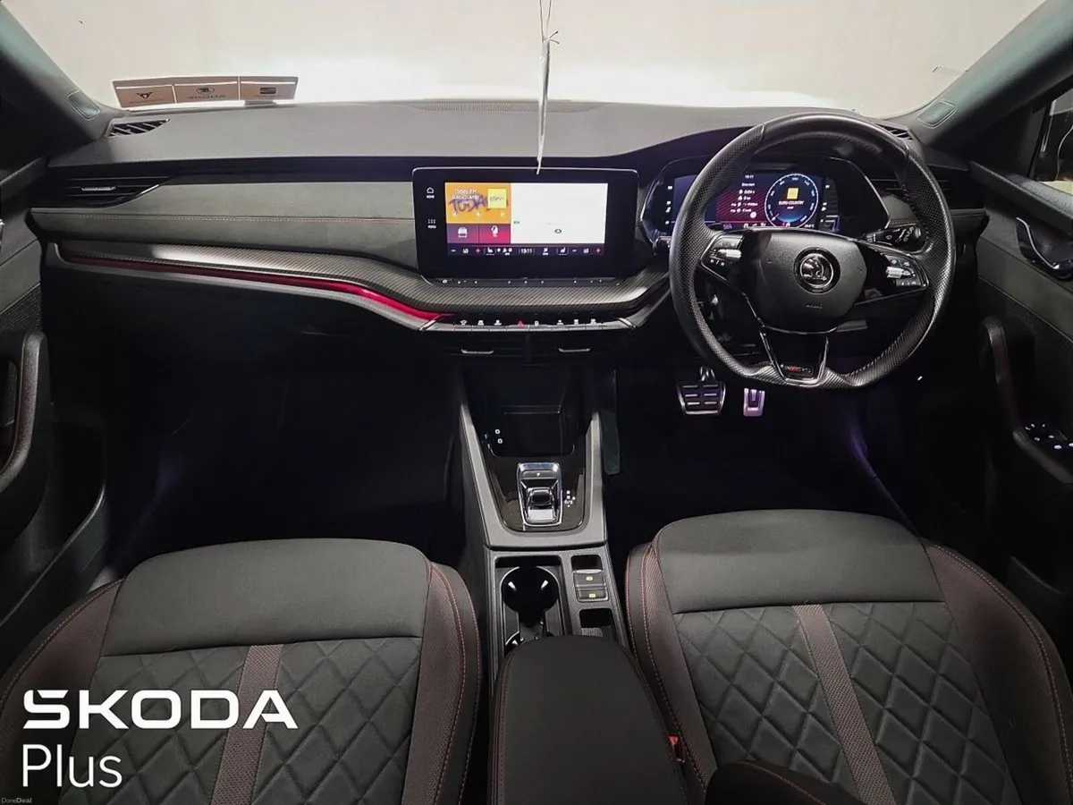 Skoda Octavia OCTAVIA RS 2.0TDI 200HP DSG - Image 2