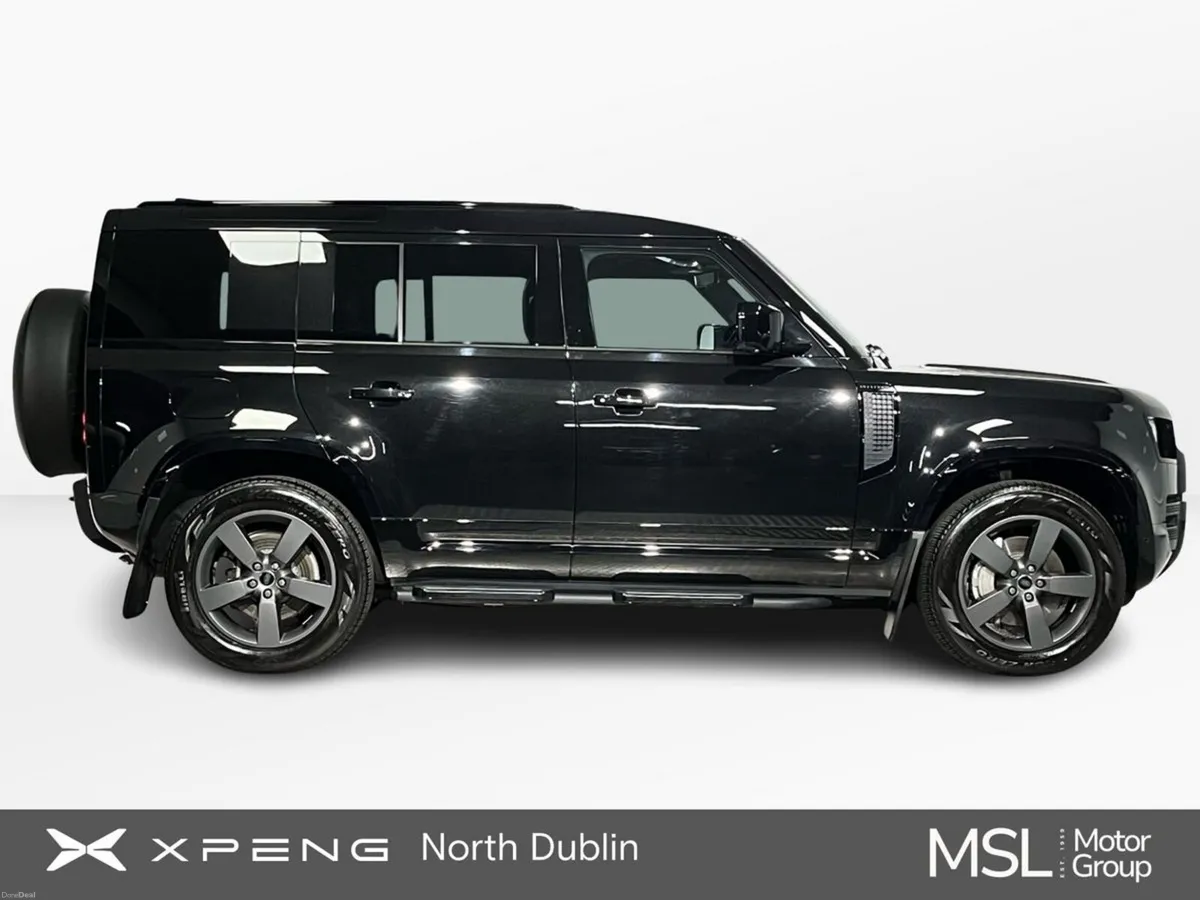Land Rover Defender X-Dynamic HSE P300e - HUGE SPE - Image 5