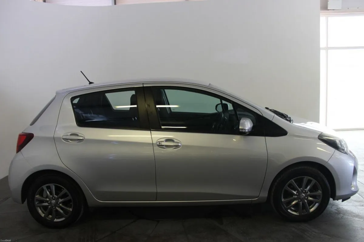 Toyota Yaris 1.33 Dual VVT-i 5Dr Luna(TENDER 12) - Image 2