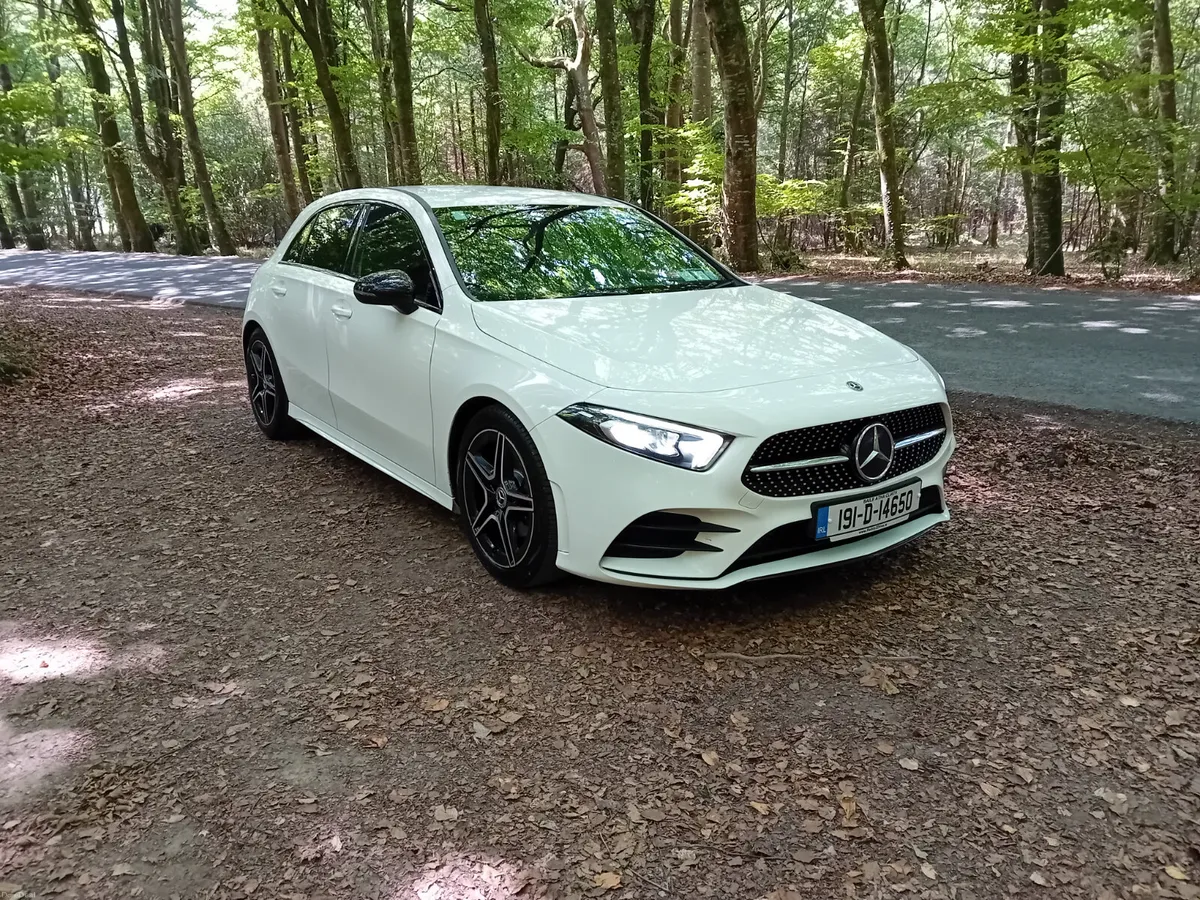 191 MERCEDES A180i T. AMG LINE AUTO 5 DOOR - Image 3