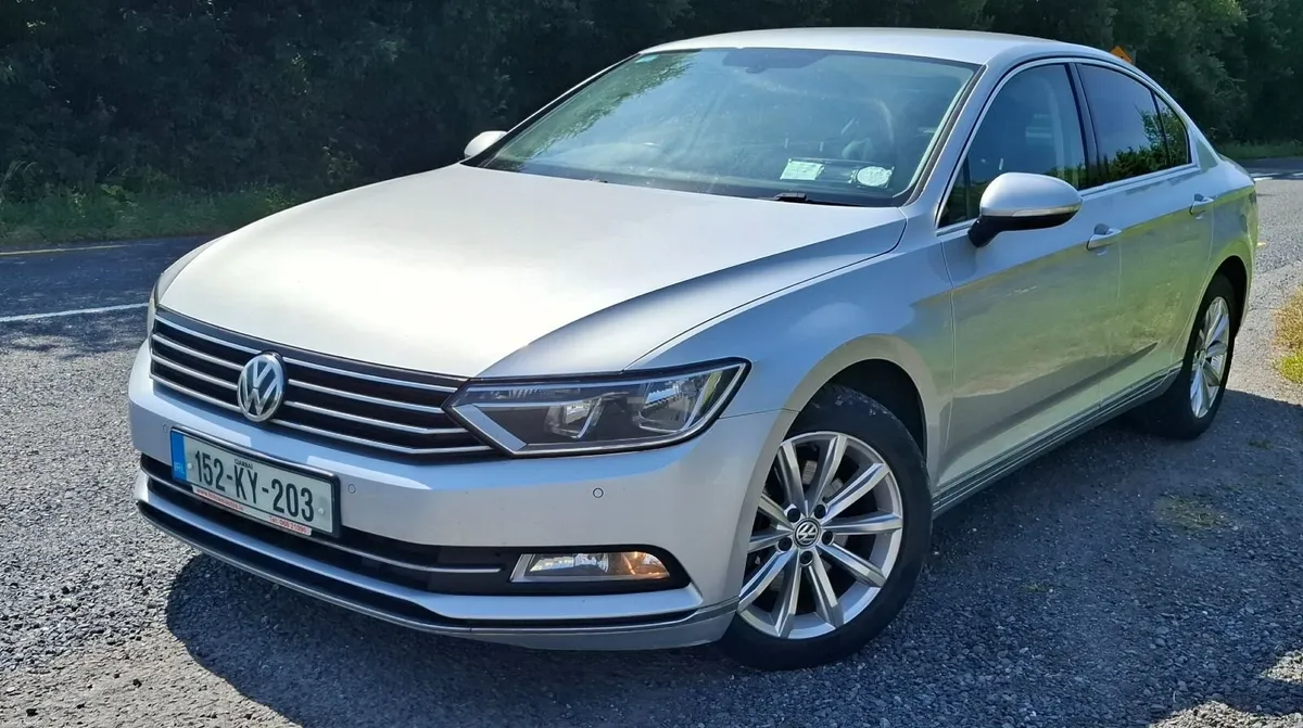 152 VW Passat , SPOTLESS,  HIGHLINE - Image 1