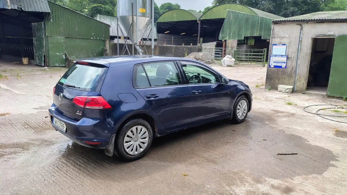 Volkswagen Golf 2014 - Image 2