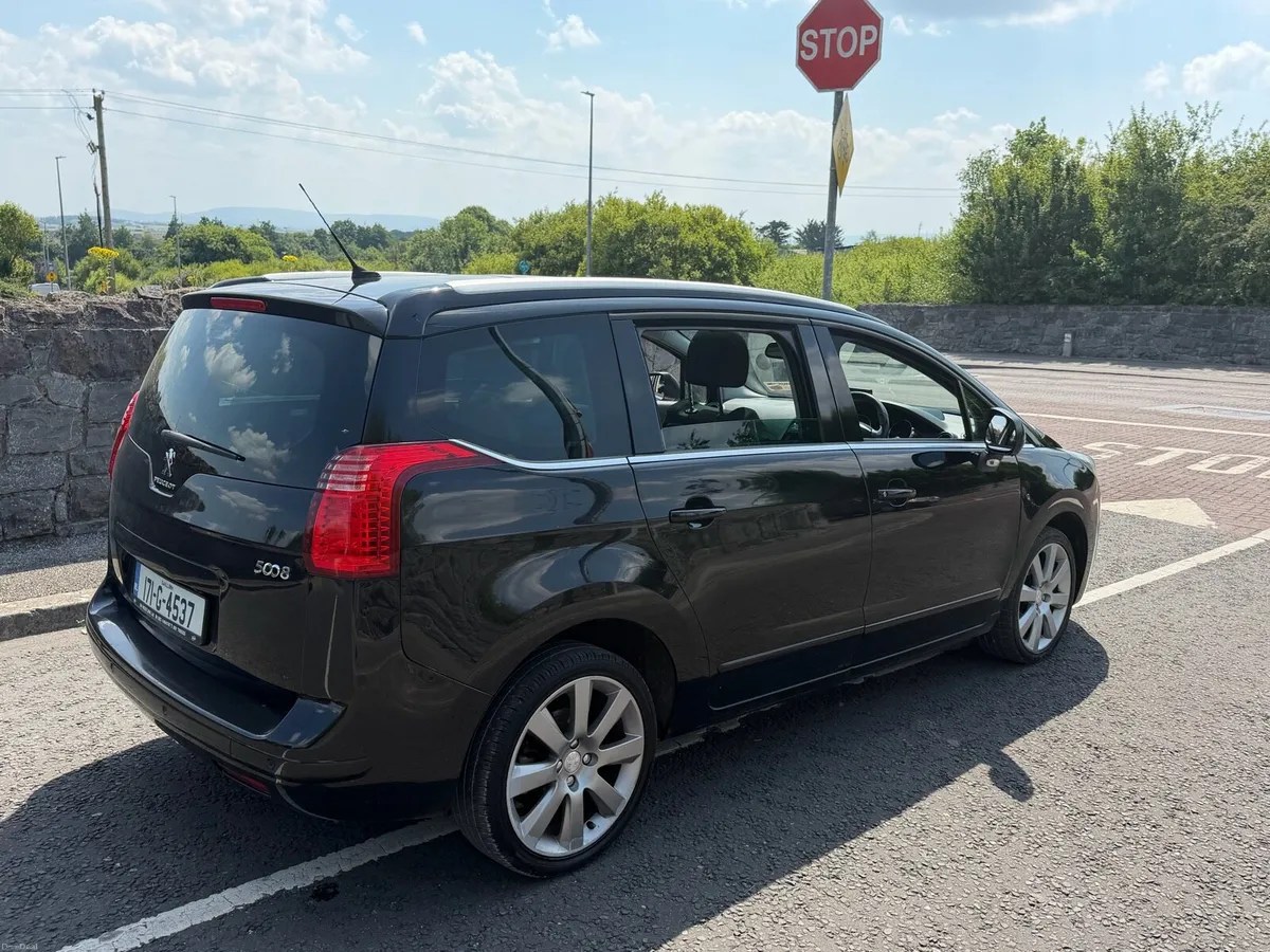 171 Peugeot 5008 - Image 3