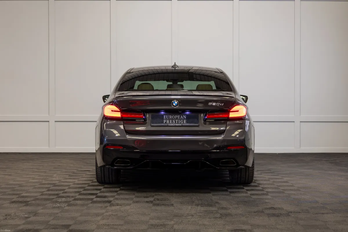 212 BMW 5-Series 520d M-Sport - Image 5