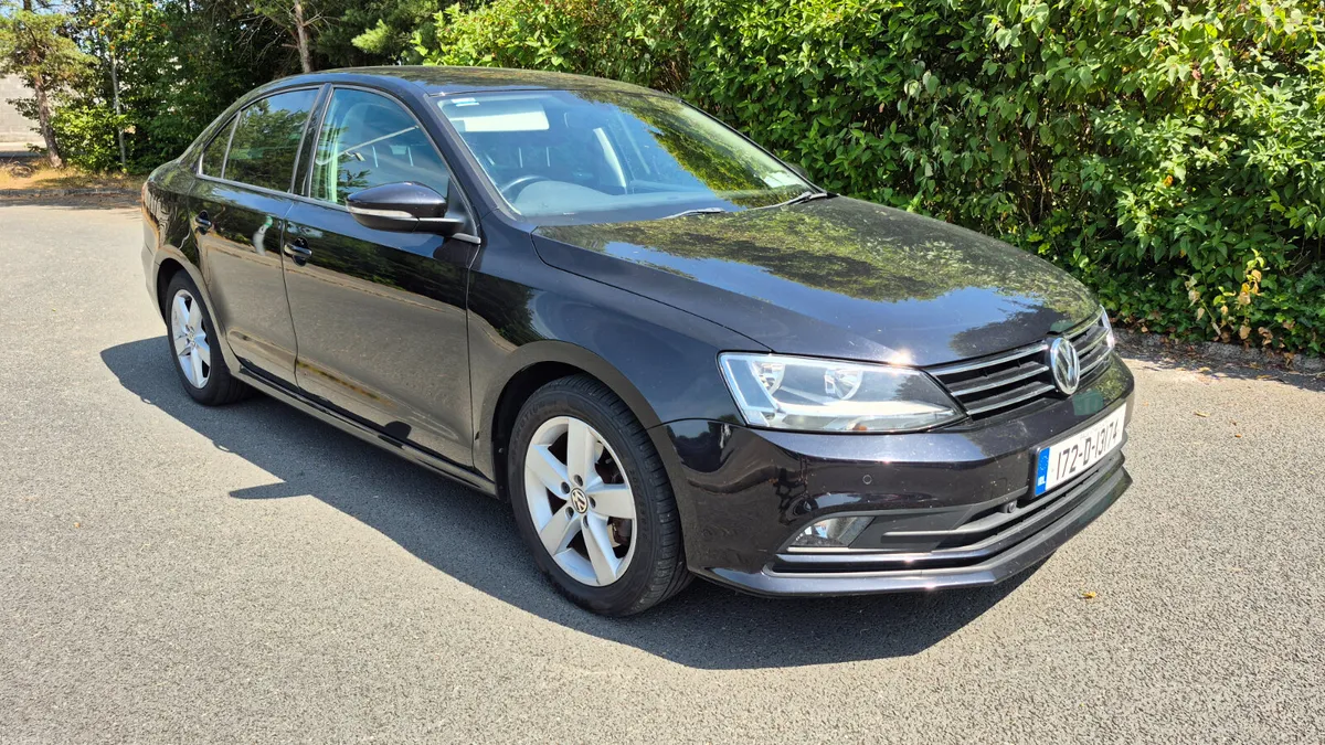 172 Volkswagen Jetta 2.0TDI LOW KM - Image 1