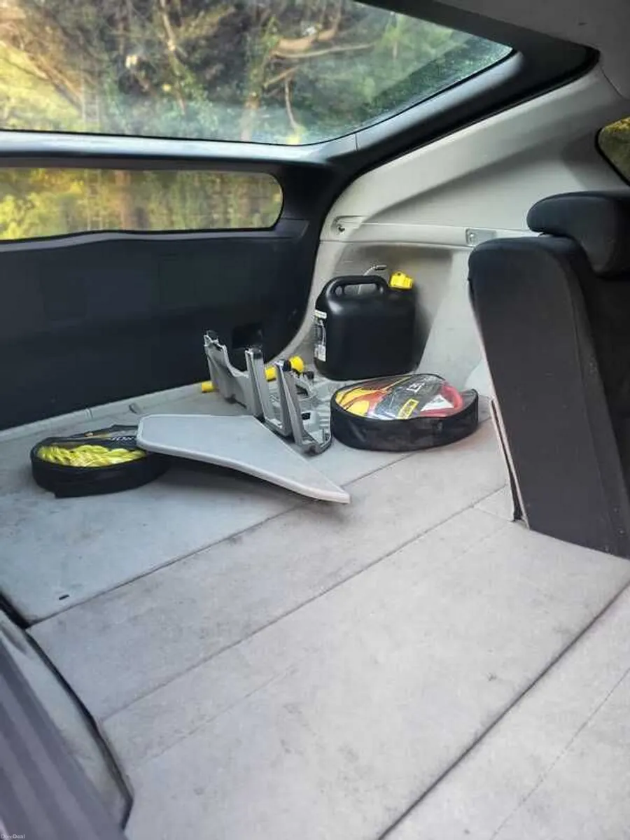 2013 Toyota Prius - Image 4