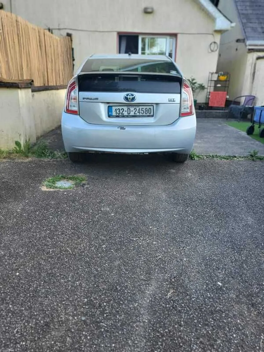 2013 Toyota Prius - Image 6