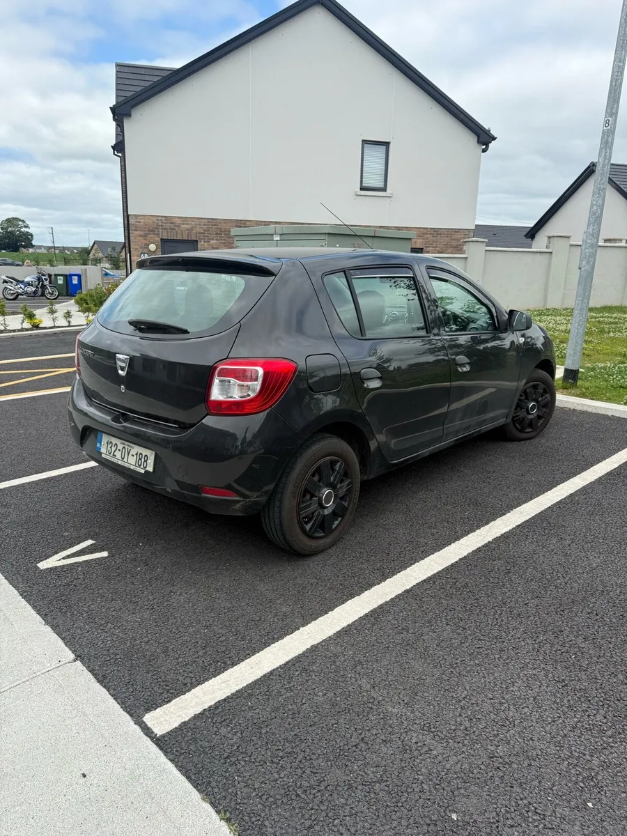 Dacia sandero - Image 2