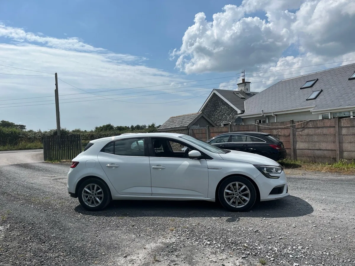 2018 Renault Megane - Image 3