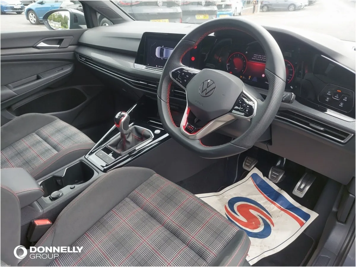 Volkswagen Golf Hatchback GTI - Image 6