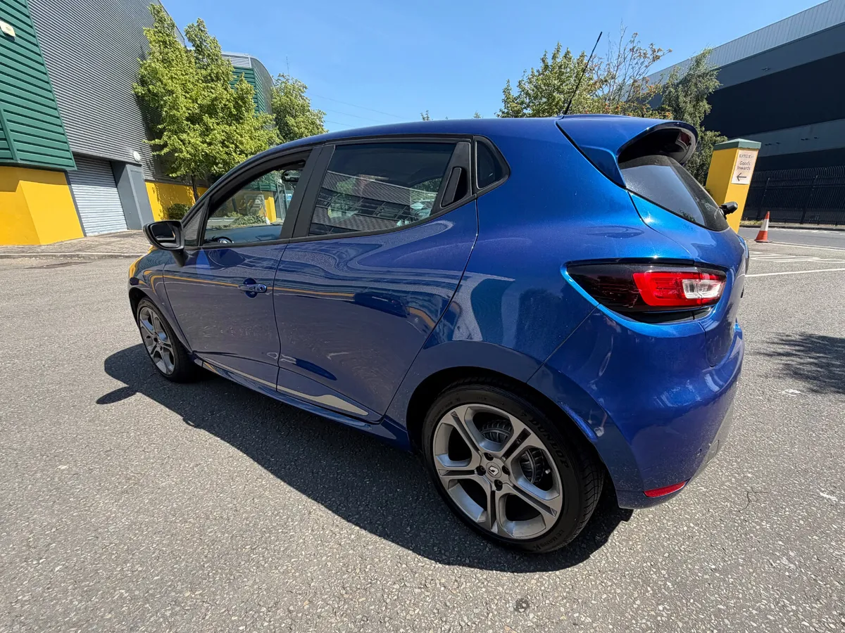 Renault Clio 1.2 Auto GT Line High Spec - Image 6