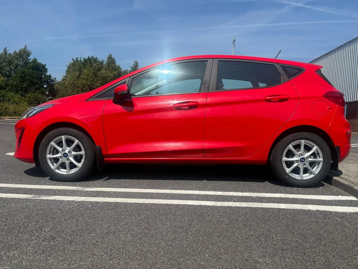 Ford fiesta - Image 5