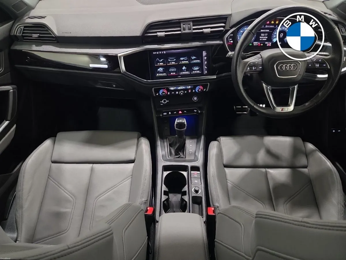 Audi Q3 45 TFSI E S Tronic S line - Image 4