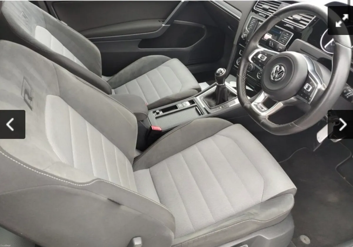 Volkswagen Golf R-Line - Image 4