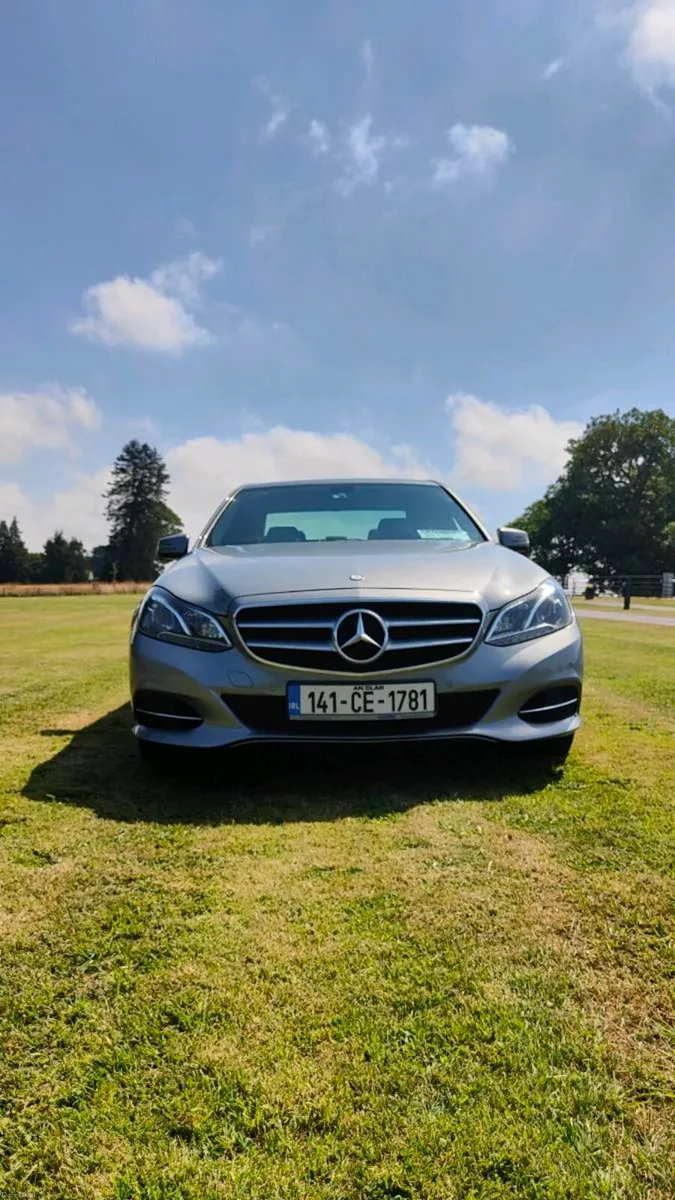 Mercedes Benz E220 - Image 4