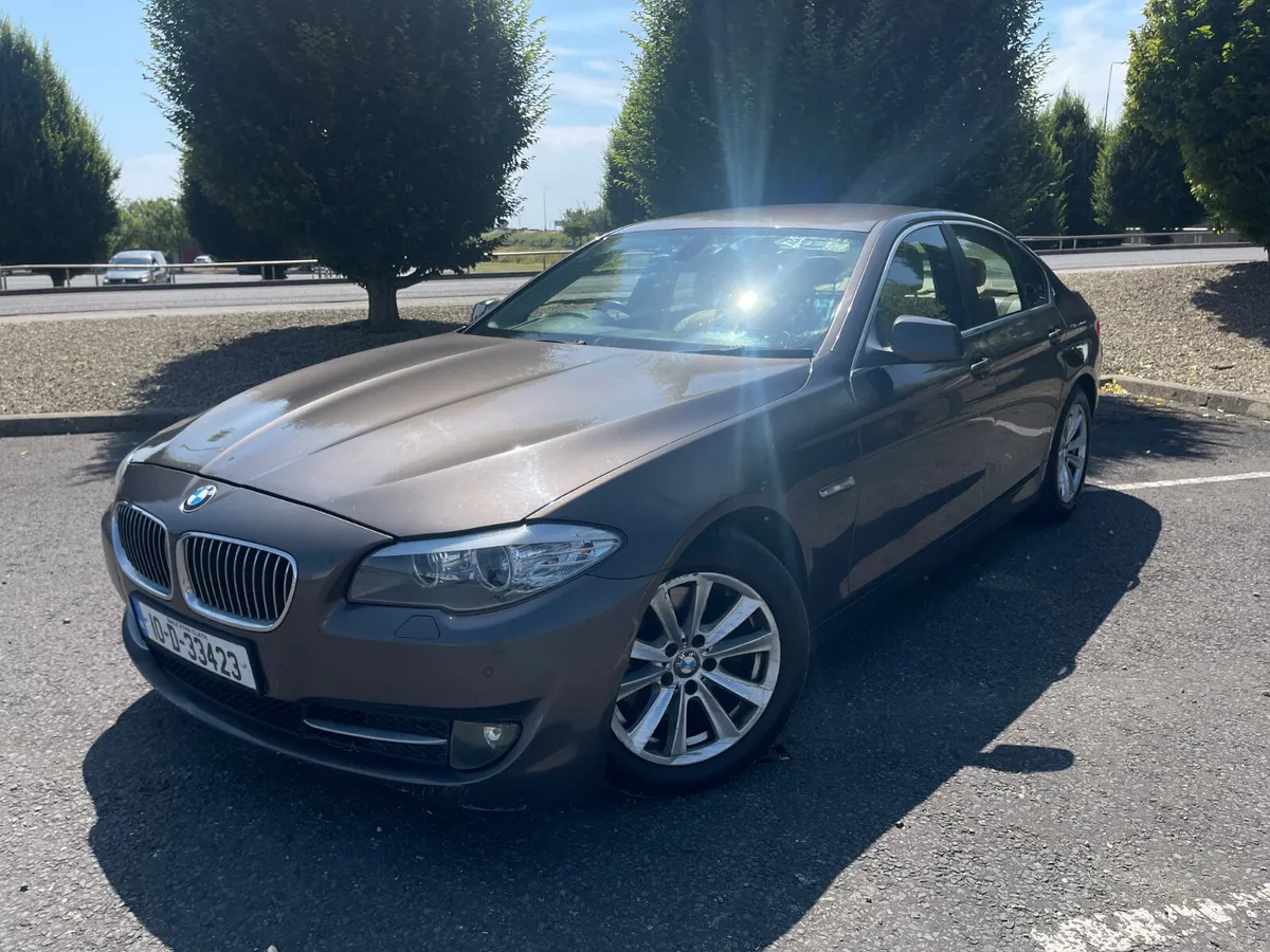 BMW 520d Automatic - Image 1