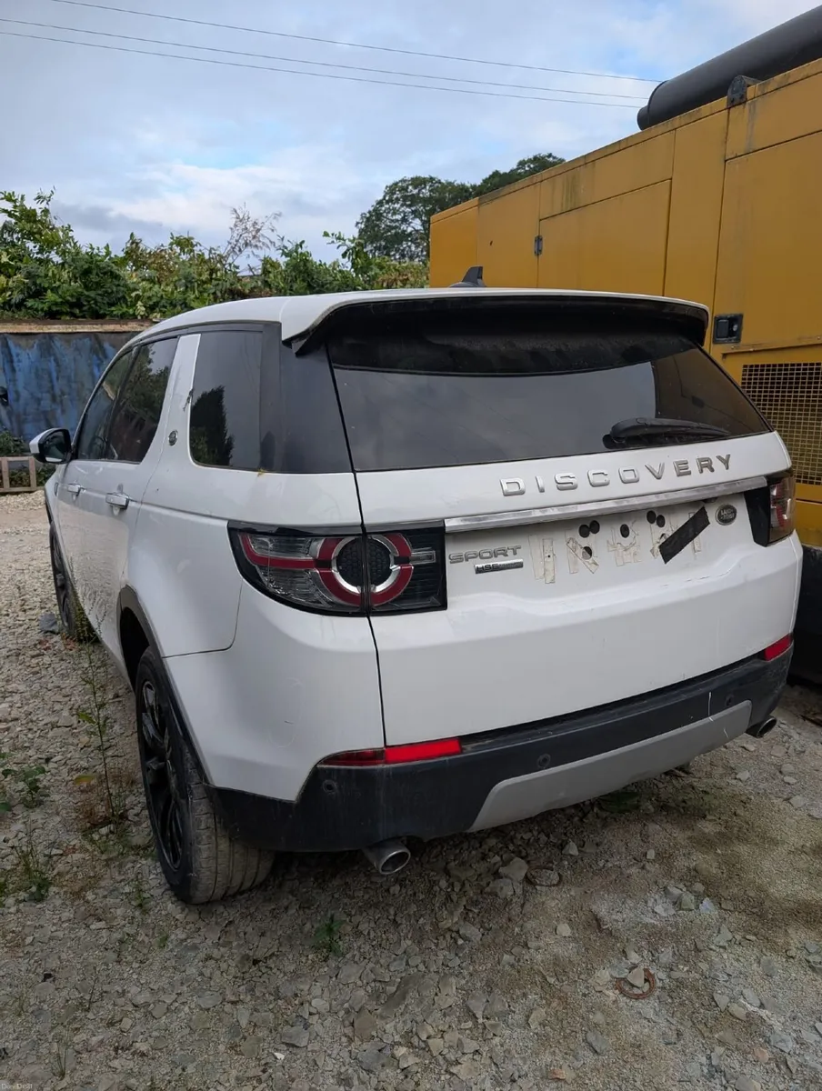 Land Rover Discovery Sport 2015 - Image 1