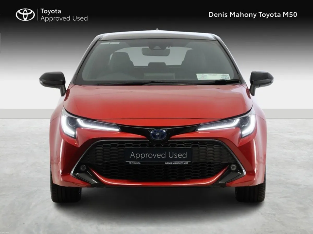 Toyota Corolla Luna Sport Hybrid Hatchback - Image 5