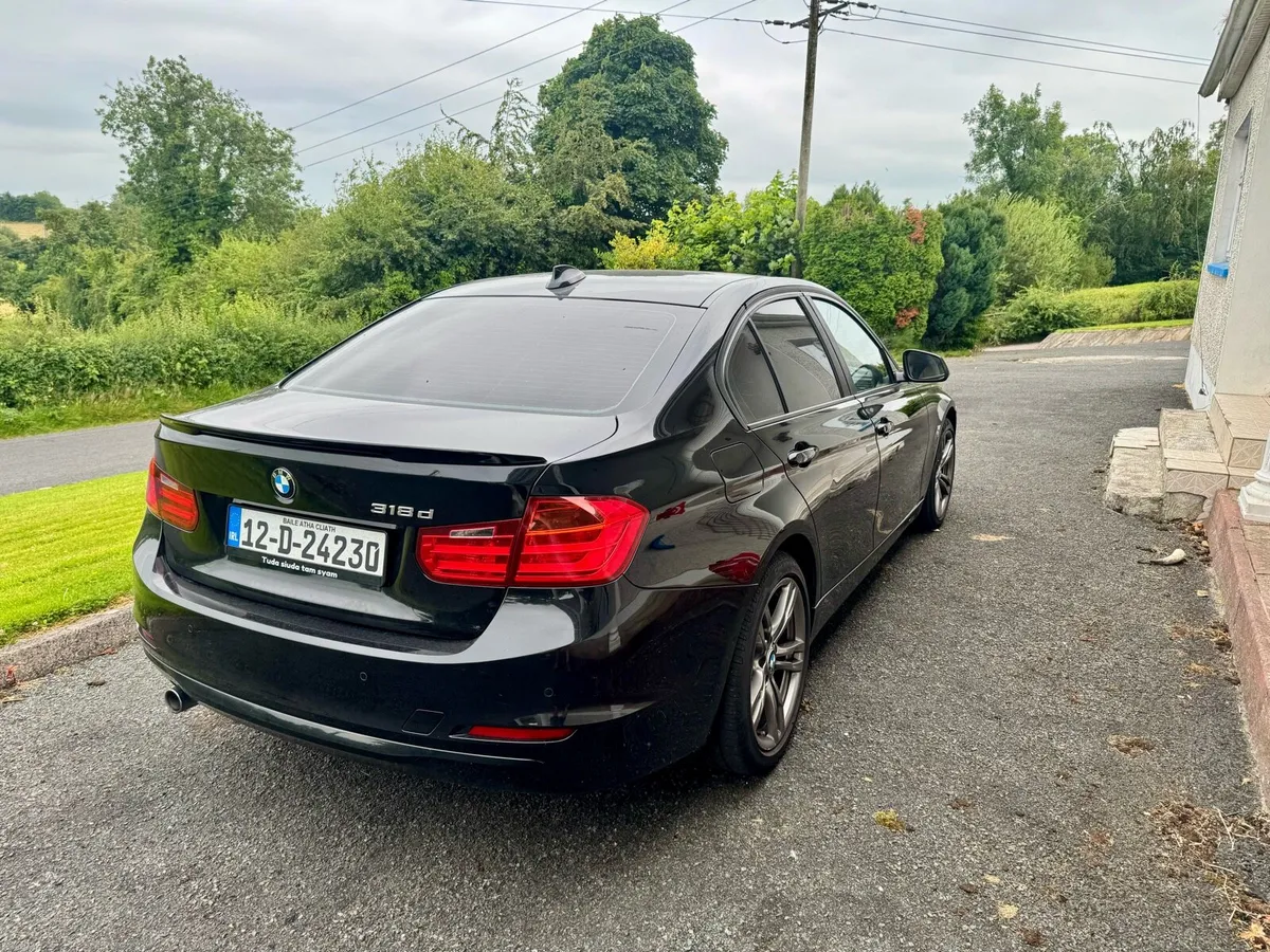 BMW F30 318d (1.8 Diesel) - Image 2
