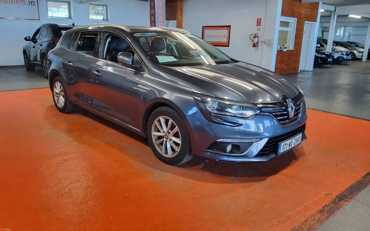 Renault Megane 2017 - Image 1