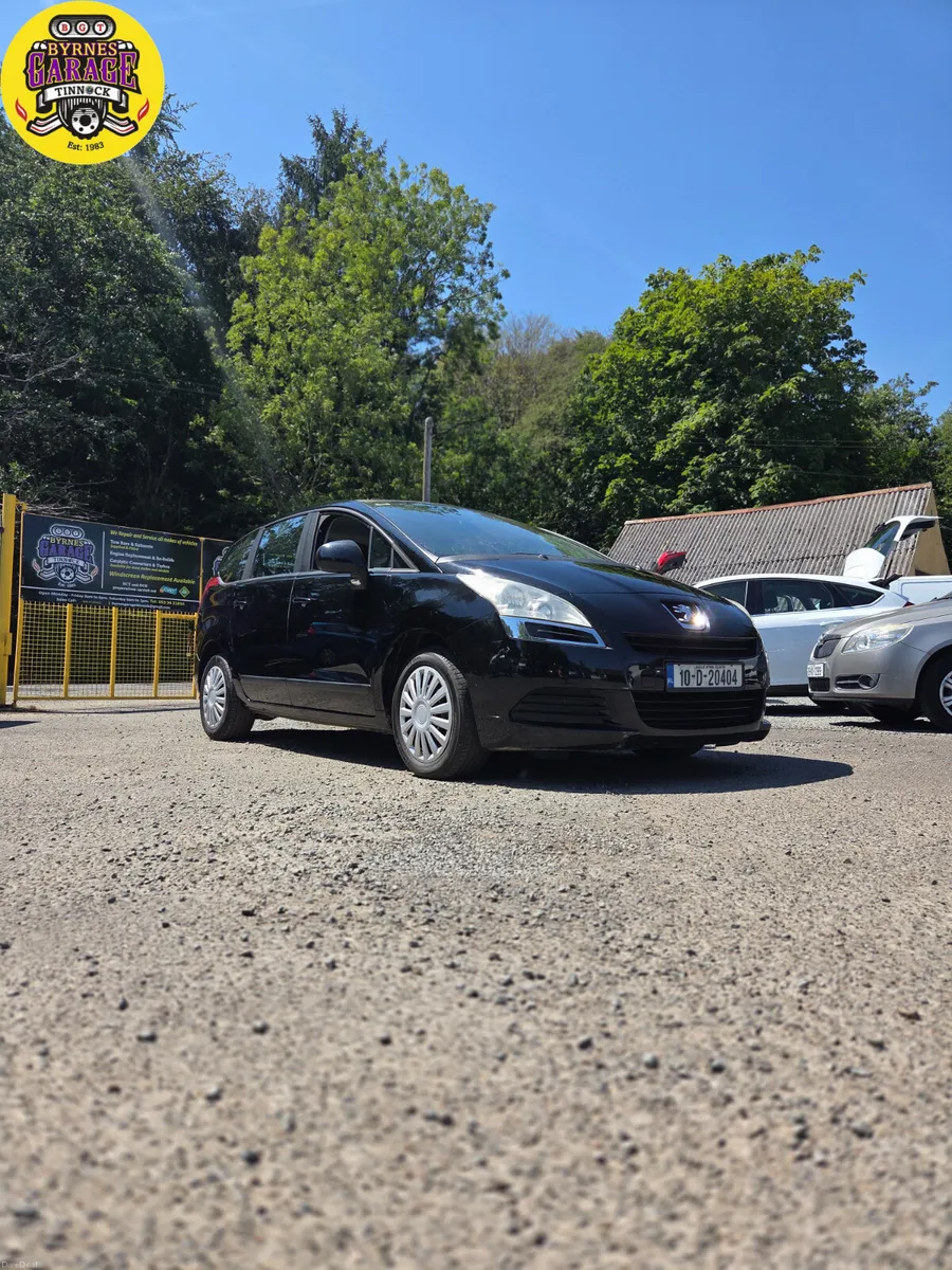 Lovely Automatic Peugeot 5008 7 Seater - Image 2
