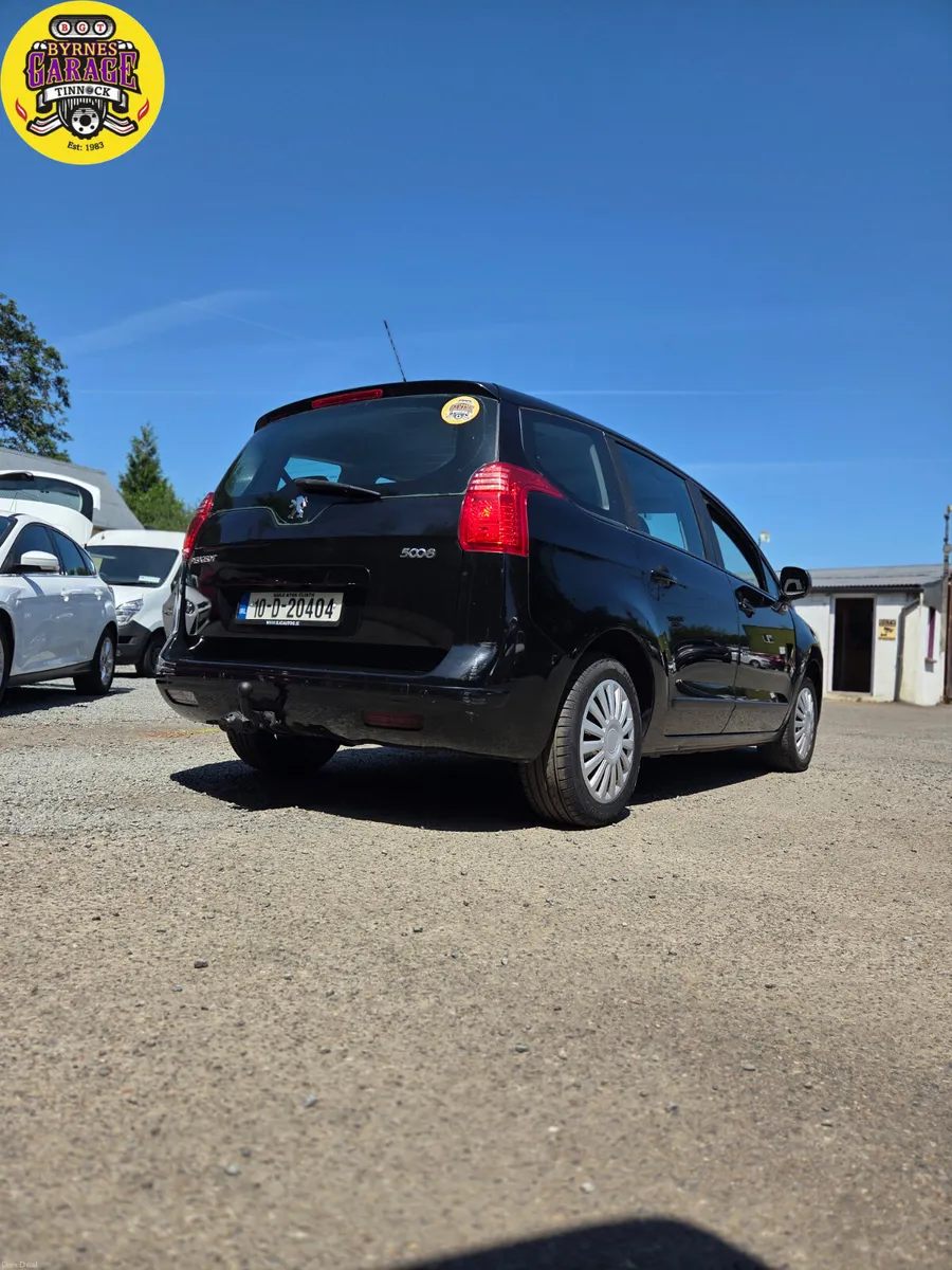 Lovely Automatic Peugeot 5008 7 Seater - Image 4
